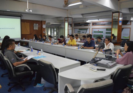 ภาพกิจกรรม คณะวิทยาศาสตร์และเทคโนโลยี เข้าร่วมการจัดการความรู้ เรื่อง การสกัดขุมความรู้และแก่นความรู้ให้กับบุคลากรของมหาวิทยาลัย