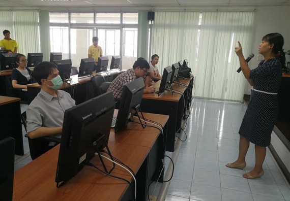 ภาพกิจกรรม คณะวิทยาศาสตร์และเทคโนโลยี เข้านร่วมอบรมเชิงปฏิบัติการ เรื่อง ระบบสารสนเทศงานวิจัยและงานตีพิมพ์เพื่อประกอบการประเมินผลการปฏิบัติราชการ (A1)