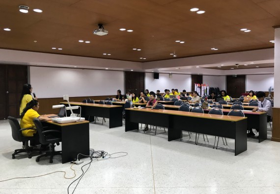 ภาพกิจกรรม คณะวิทยาศาสตร์และเทคโนโลยี เข้าร่วมกิจกรรมรายงานผลการดำเนินงานการจัดการความรู้ในรูปแบบไวนิล