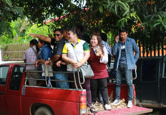 ภาพกิจกรรม  คณะวิทยาศาสตร์และเทคโนโลยี จัดกิจกรรมศึกษาดูงานและอบรมเชิงปฏิบัติการ เรื่อง การทำกระดาษจากต้นกล้วย