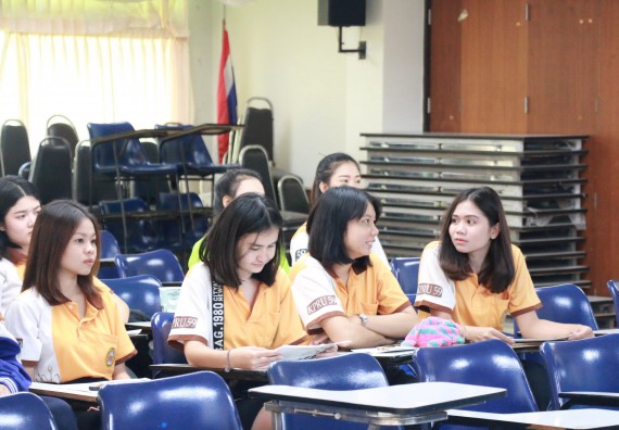 ภาพกิจกรรม คณะวิทยาศาสตร์และเทคโนโลยี จัดอบรมเชิงปฏิบัติการ เรื่อง การถ่ายทอดองค์ความรู้และนวัตกรรมที่ใช้ประโยชน์และแก้ปัญหาแก่ชุมชน