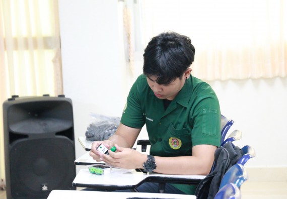 ภาพกิจกรรม คณะวิทยาศาสตร์และเทคโนโลยี จัดอบรมเชิงปฏิบัติการ เรื่อง การถ่ายทอดองค์ความรู้และนวัตกรรมที่ใช้ประโยชน์และแก้ปัญหาแก่ชุมชน