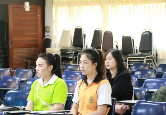 ภาพกิจกรรม คณะวิทยาศาสตร์และเทคโนโลยี จัดอบรมเชิงปฏิบัติการ เรื่อง การถ่ายทอดองค์ความรู้และนวัตกรรมที่ใช้ประโยชน์และแก้ปัญหาแก่ชุมชน