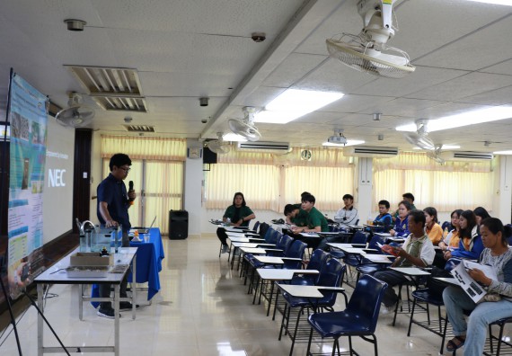 ภาพกิจกรรม คณะวิทยาศาสตร์และเทคโนโลยี จัดอบรมเชิงปฏิบัติการ เรื่อง การถ่ายทอดองค์ความรู้และนวัตกรรมที่ใช้ประโยชน์และแก้ปัญหาแก่ชุมชน