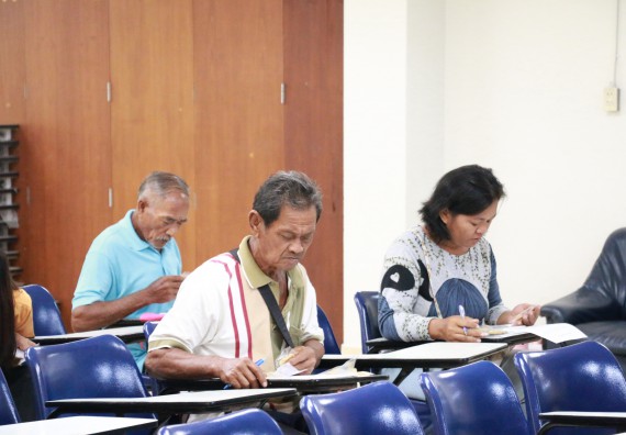 ภาพกิจกรรม คณะวิทยาศาสตร์และเทคโนโลยี จัดอบรมเชิงปฏิบัติการ เรื่อง การถ่ายทอดองค์ความรู้และนวัตกรรมที่ใช้ประโยชน์และแก้ปัญหาแก่ชุมชน