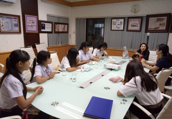 ภาพกิจกรรม โปรแกรมวิชาชีววิทยา	จัดโครงการพัฒนาบัณฑิตทางชีววิทยาที่ตอบสนองอุตสาหกรรมกับบริษัท ไมโครอินโนเวต จำกัด