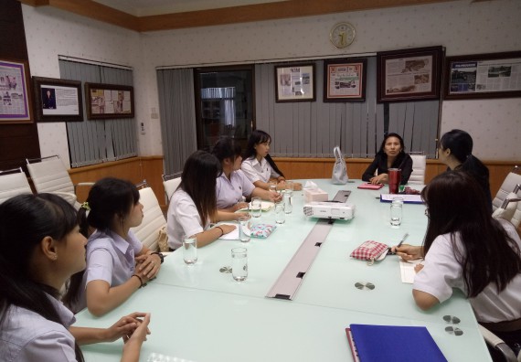 ภาพกิจกรรม โปรแกรมวิชาชีววิทยา	จัดโครงการพัฒนาบัณฑิตทางชีววิทยาที่ตอบสนองอุตสาหกรรมกับบริษัท ไมโครอินโนเวต จำกัด