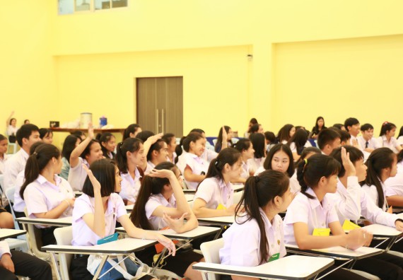 ภาพกิจกรรม โปรแกรมวิชาเคมี จัดกิจกรรมเตรียมความพร้อมเข้าศึกษาครูเคมี (วท.บ.)