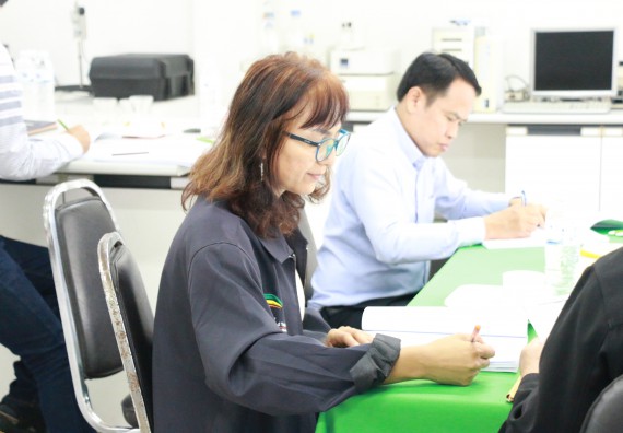 ภาพกิจกรรม หลักสูตรวิทยาศาสตร์และเทคโนโลยีการอาหาร จัดตรวจประเมินคุณภาพภายใน ระดับหลักสูตรวิทยาศาสตร์และเทคโนโลยีการอาหาร ประจำปีการศึกษา 2561