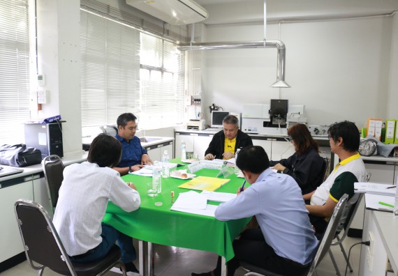 ภาพกิจกรรม หลักสูตรวิทยาศาสตร์และเทคโนโลยีการอาหาร จัดตรวจประเมินคุณภาพภายใน ระดับหลักสูตรวิทยาศาสตร์และเทคโนโลยีการอาหาร ประจำปีการศึกษา 2561