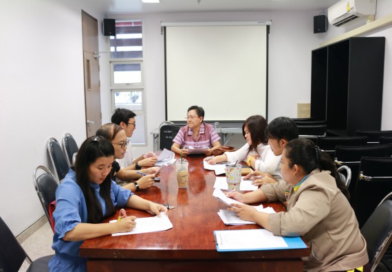 ภาพกิจกรรม คณะวิทยาศาสตร์และเทคโนโลยี จัดประชุมเพื่อเตรียมความพร้อมในการจัดทำรายงานประเมินตนเอง ระดับคณะ ประจำปีการศึกษา 2561 และการตรวจประเมินผลงาน ระดับคณะ ประจำปีงบประมาณ พ.ศ. 2562