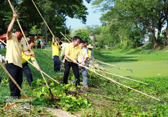 ภาพกิจกรรม คณะวิทยาศาสตร์และเทคโนโลยี เข้าร่วมโครงการจิตอาสาพัฒนามหาวิทยาลัยราชภัฏกำแพงเพชร (เราทำความดีด้วยหัวใจ)