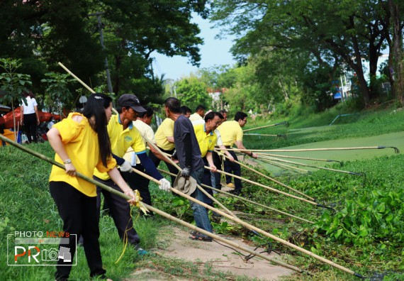 ภาพกิจกรรม คณะวิทยาศาสตร์และเทคโนโลยี เข้าร่วมโครงการจิตอาสาพัฒนามหาวิทยาลัยราชภัฏกำแพงเพชร (เราทำความดีด้วยหัวใจ)