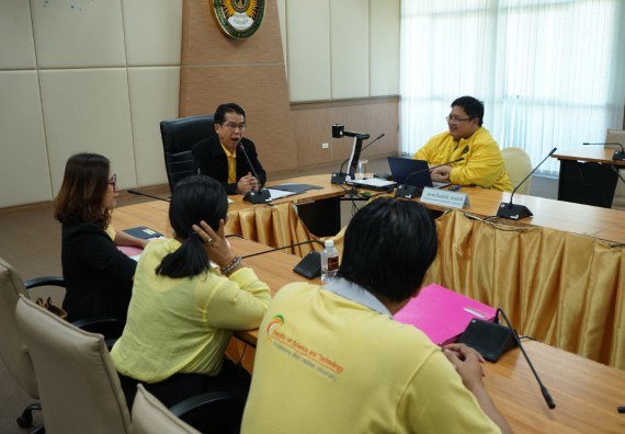 ภาพกิจกรรม คณะวิทยาศาสตร์และเทคโนโลยี	เข้าร่วมกิจกรรมแลกเปลี่ยนเรียนรู้การรายงานผลการดำเนินงานของหลักสูตร (มคอ.7)
