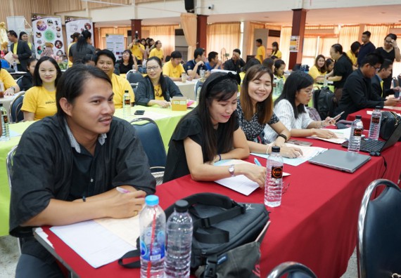 ภาพกิจกรรม คณะวิทยาศาสตร์และเทคโนโลยี เข้าร่วมโครงการนำเสนอนวัตกรรมหรือแนวปฏิบัติที่ดีของหลักสูตร หน่วยงานสายสนับสนุน ด้านการบริการวิชาการ ด้านศิลปวัฒนธรรม ด้านวิจัย และด้านการบูรณาการพันธกิจ ประจำปีการศึกษา 2561