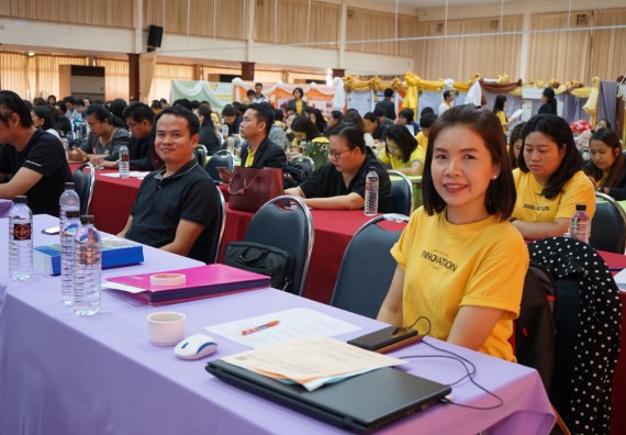 ภาพกิจกรรม คณะวิทยาศาสตร์และเทคโนโลยี เข้าร่วมโครงการนำเสนอนวัตกรรมหรือแนวปฏิบัติที่ดีของหลักสูตร หน่วยงานสายสนับสนุน ด้านการบริการวิชาการ ด้านศิลปวัฒนธรรม ด้านวิจัย และด้านการบูรณาการพันธกิจ ประจำปีการศึกษา 2561