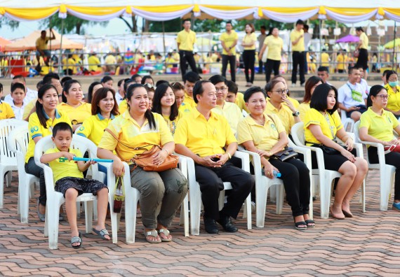 ภาพกิจกรรม คณะวิทยาศาสตร์และเทคโนโลยี เข้าร่วม การแสดงมหรสพสมโภช เนื่องในโอกาสมหามงคลพระราชพิธีบรมราชาภิเษก