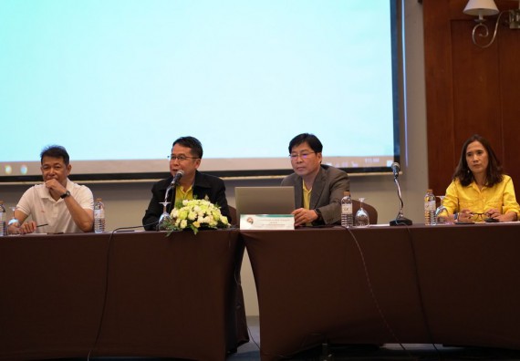 ภาพกิจกรรม คณะวิทยาศาสตร์และเทคโนโลยี เข้าร่วมประชุมเชิงปฏิบัติการ ทบทวนแผนกลยุทธ์และแผนปฏิบัติราชการ ประจำปี 2562 เพื่อยกร่างแผนปฏิบัติราชการ ประจำปี 2562 (กิจกรรมที่ 2)