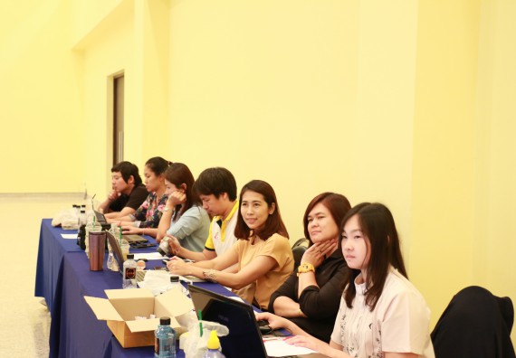 ภาพกิจกรรม โปรแกรมวิชาเคมี จัดกิจกรรมพัฒนาวิชาการคุณลักษณะบัณฑิตที่พึงประสงค์ สาขาเคมี