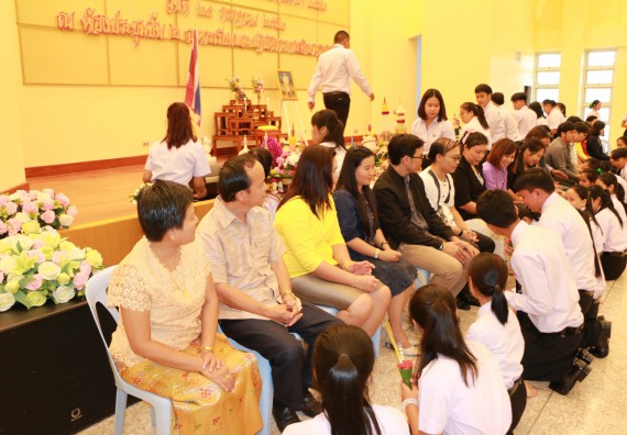 ภาพกิจกรรม สโมสรนักศึกษาคณะวิทยาศาสตร์และเทคโนโลยี จัดกิจกรรมไหว้ครู คณะวิทยาศาสตร์และเทคโนโลยี ประจำปี 2562
