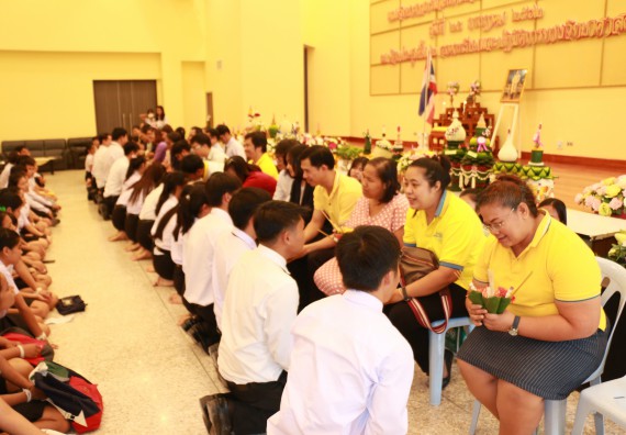 ภาพกิจกรรม สโมสรนักศึกษาคณะวิทยาศาสตร์และเทคโนโลยี จัดกิจกรรมไหว้ครู คณะวิทยาศาสตร์และเทคโนโลยี ประจำปี 2562