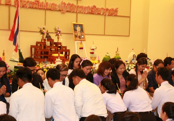 ภาพกิจกรรม สโมสรนักศึกษาคณะวิทยาศาสตร์และเทคโนโลยี จัดกิจกรรมไหว้ครู คณะวิทยาศาสตร์และเทคโนโลยี ประจำปี 2562