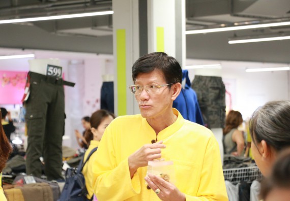 ภาพกิจกรรม คณะวิทยาศาสตร์และเทคโนโลยี จัดนิทรรศการผลิตภัณฑ์สินค้า OTOP ที่ได้รับการพัฒนา