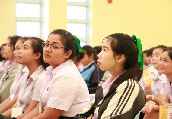 ภาพกิจกรรม สโมสรนักศึกษาคณะวิทยาศาสตร์และเทคโนโลยี จัดกิจกรรมรักแรกผูกจิตนักศึกษาวิทยาศาสตร์และเทคโนโลยี