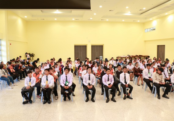 ภาพกิจกรรม สโมสรนักศึกษาคณะวิทยาศาสตร์และเทคโนโลยี จัดกิจกรรมรักแรกผูกจิตนักศึกษาวิทยาศาสตร์และเทคโนโลยี