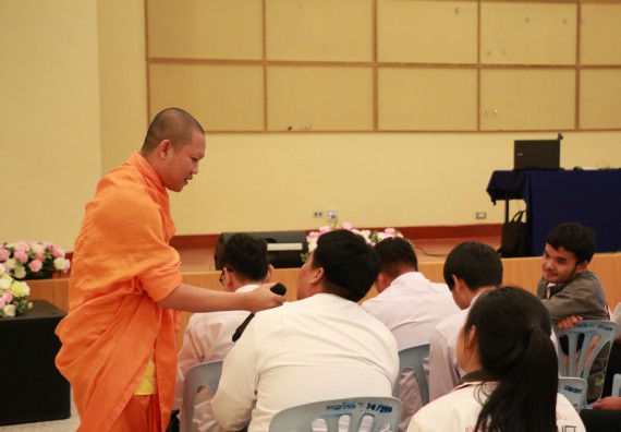 ภาพกิจกรรม สโมสรนักศึกษาคณะวิทยาศาสตร์และเทคโนโลยี จัดกิจกรรมรักแรกผูกจิตนักศึกษาวิทยาศาสตร์และเทคโนโลยี