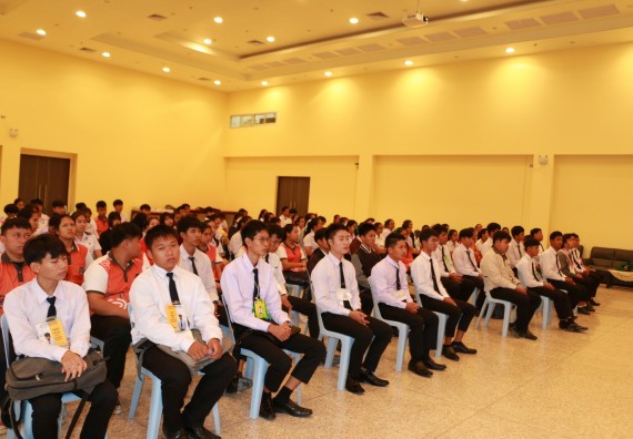 ภาพกิจกรรม สโมสรนักศึกษาคณะวิทยาศาสตร์และเทคโนโลยี จัดกิจกรรมรักแรกผูกจิตนักศึกษาวิทยาศาสตร์และเทคโนโลยี