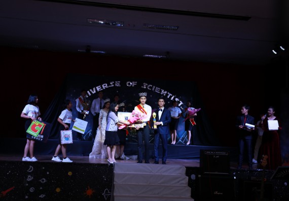 ภาพกิจกรรม คณะวิทยาศาสตร์และเทคโนโลยี จัดกิจกรรมส่งเสริมทักษะศตวรรษที่ 21 คณะวิทยาศาสตร์และเทคโนโลยี