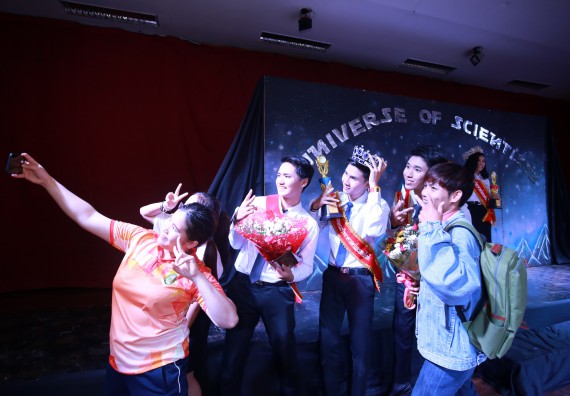 ภาพกิจกรรม คณะวิทยาศาสตร์และเทคโนโลยี จัดกิจกรรมส่งเสริมทักษะศตวรรษที่ 21 คณะวิทยาศาสตร์และเทคโนโลยี