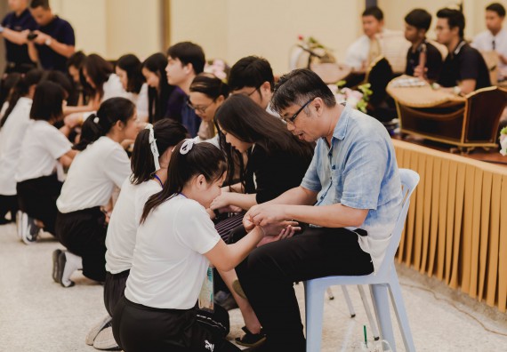 ภาพกิจกรรม สโมสรนักศึกษาคณะวิทยาศาสตร์และเทคโนโลยี จัดกิจกรรมบายศรีสู่ขวัญคณะวิทยาศาสตร์และเทคโนโลยี