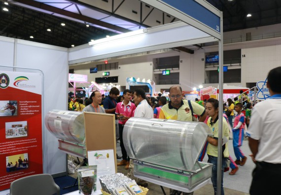 ภาพกิจกรรม คณะวิทยาศาสตร์และเทคโนโลยี จัดนิทรรศการในงานมหกรรมวิทยาศาสตร์และเทคโนโลยีแห่งชาติ