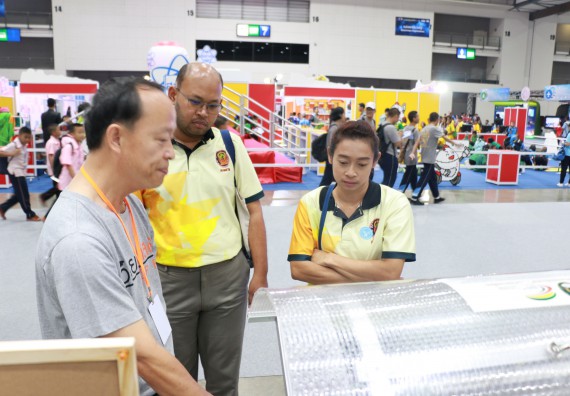 ภาพกิจกรรม คณะวิทยาศาสตร์และเทคโนโลยี จัดนิทรรศการในงานมหกรรมวิทยาศาสตร์และเทคโนโลยีแห่งชาติ