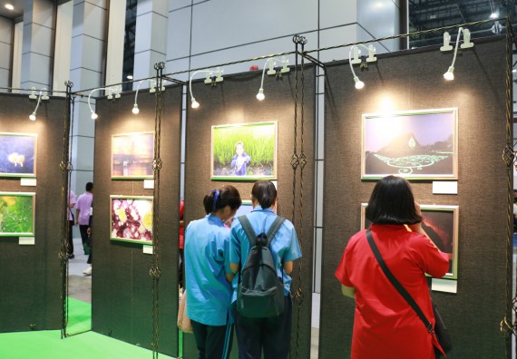 ภาพกิจกรรม คณะวิทยาศาสตร์และเทคโนโลยี จัดนิทรรศการในงานมหกรรมวิทยาศาสตร์และเทคโนโลยีแห่งชาติ