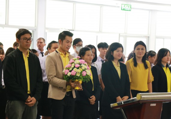 ภาพกิจกรรม คณะวิทยาศาสตร์และเทคโนโลยี จัดพิธีถวายพานพุ่มสักการะ “พระบิดาแห่งวิทยาศาสตร์ไทย” พระบาทสมเด็จพระจอมเกล้าเจ้าอยู่หัว รัชกาลที่ 4