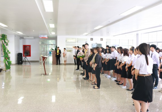 ภาพกิจกรรม คณะวิทยาศาสตร์และเทคโนโลยี จัดพิธีถวายพานพุ่มสักการะ “พระบิดาแห่งวิทยาศาสตร์ไทย” พระบาทสมเด็จพระจอมเกล้าเจ้าอยู่หัว รัชกาลที่ 4