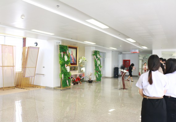 ภาพกิจกรรม คณะวิทยาศาสตร์และเทคโนโลยี จัดพิธีถวายพานพุ่มสักการะ “พระบิดาแห่งวิทยาศาสตร์ไทย” พระบาทสมเด็จพระจอมเกล้าเจ้าอยู่หัว รัชกาลที่ 4