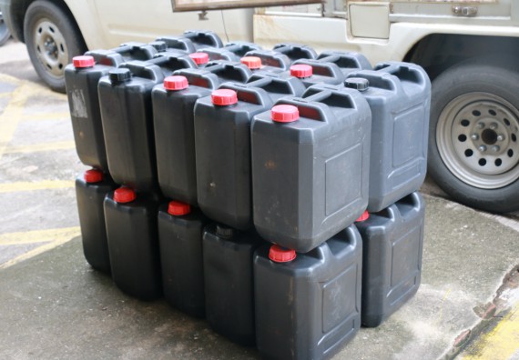 ภาพกิจกรรม ศูนย์วิทยาศาสตร์และวิทยาศาสตร์ประยุกต์ ได้จัดกิจกรรม การกำจัดสารเคมีอันตราย จากห้องปฏิบัติการ