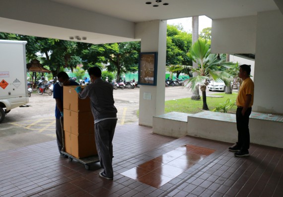 ภาพกิจกรรม ศูนย์วิทยาศาสตร์และวิทยาศาสตร์ประยุกต์ ได้จัดกิจกรรม การกำจัดสารเคมีอันตราย จากห้องปฏิบัติการ