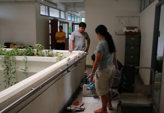 ภาพกิจกรรม ศูนย์วิทยาศาสตร์และวิทยาศาสตร์ประยุกต์ ได้จัดกิจกรรม การกำจัดสารเคมีอันตราย จากห้องปฏิบัติการ