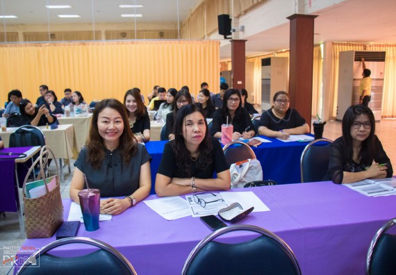 ภาพกิจกรรม คณะวิทยาศาสตร์และเทคโนโลยี เข้าร่วม โครงการอบรม เรื่อง การบริหารหลักสูตรตามกรอบมาตรฐานคุณวุฒิ