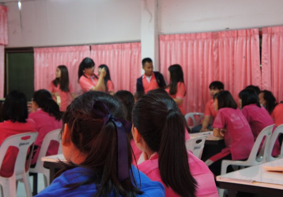 ภาพกิจกรรม โปรแกรมชีววิทยา จัดกิจกรรมบริการวิชาการแนะแนวการศึกษาโปรแกรมชีววิทยา