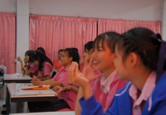 ภาพกิจกรรม โปรแกรมชีววิทยา จัดกิจกรรมบริการวิชาการแนะแนวการศึกษาโปรแกรมชีววิทยา