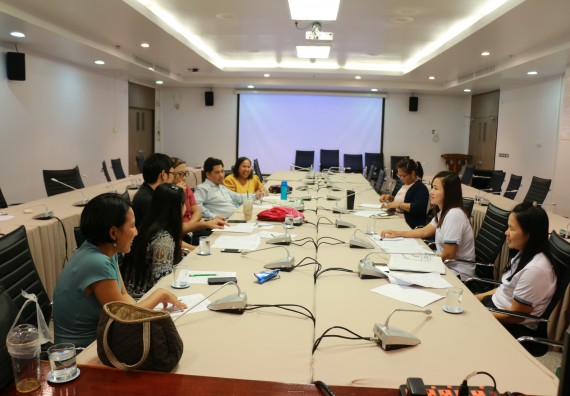 ภาพกิจกรรม คณะวิทยาศาสตร์และเทคโนโลยี จัดประชุมเรื่อง การจัดค่ายวิทยาศาสตร์โรงเรียนสาธิตฯ