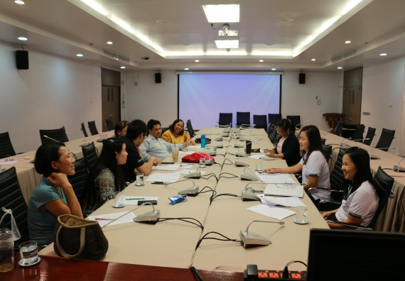 ภาพกิจกรรม คณะวิทยาศาสตร์และเทคโนโลยี จัดประชุมเรื่อง การจัดค่ายวิทยาศาสตร์โรงเรียนสาธิตฯ