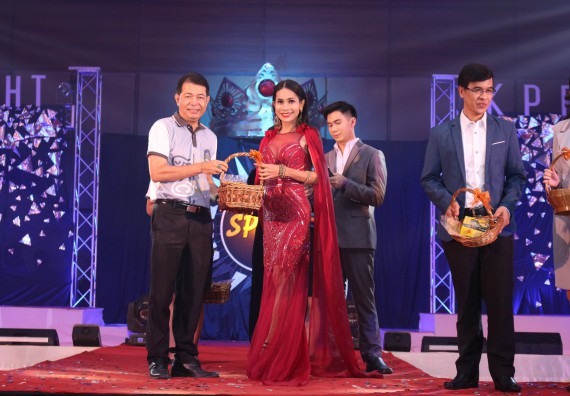 ภาพกิจกรรม นักศึกษาคณะวิทยาศาสตร์และเทคโนโลยี ชั้นปีที่ 1 เข้าร่วมกิจกรรมประกวดเฟรชชี่ ปีการศึกษา 2562 