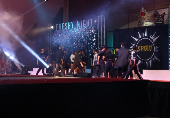 ภาพกิจกรรม นักศึกษาคณะวิทยาศาสตร์และเทคโนโลยี ชั้นปีที่ 1 เข้าร่วมกิจกรรมประกวดเฟรชชี่ ปีการศึกษา 2562 